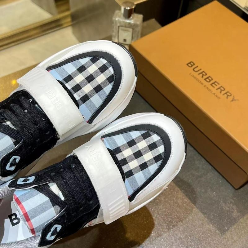 Burberry Low Shoes